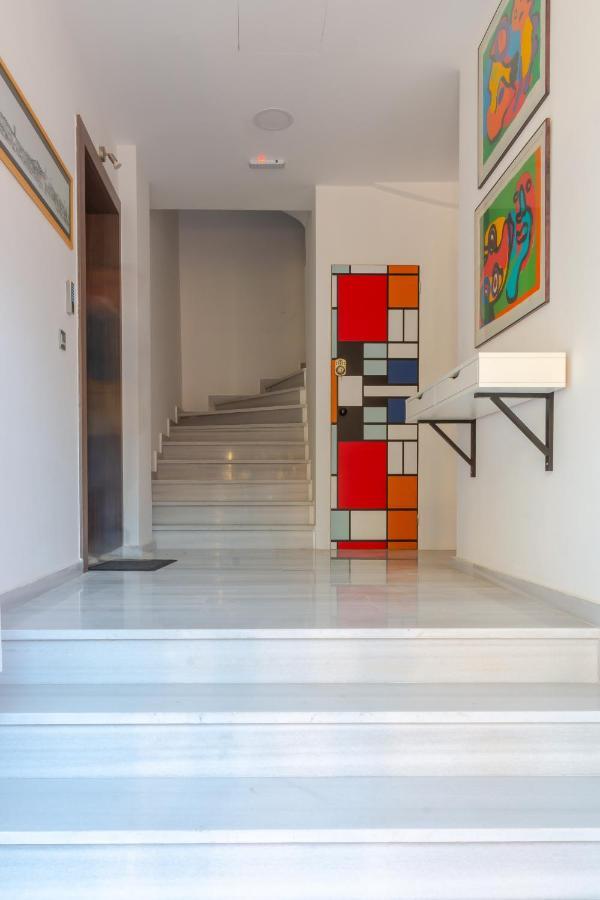 Academia Apartments By The Park Атина Екстериор снимка