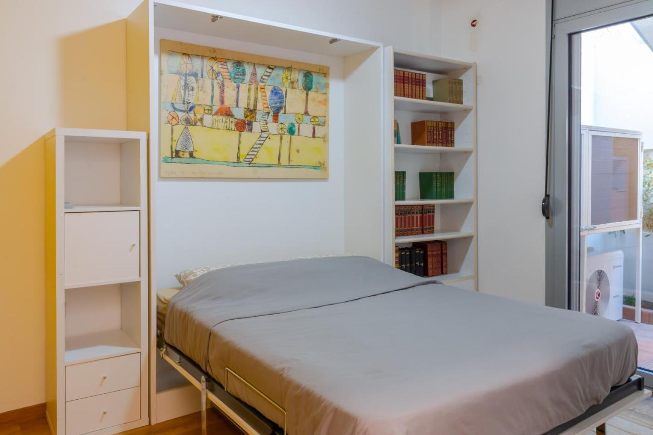 Academia Apartments By The Park Атина Екстериор снимка