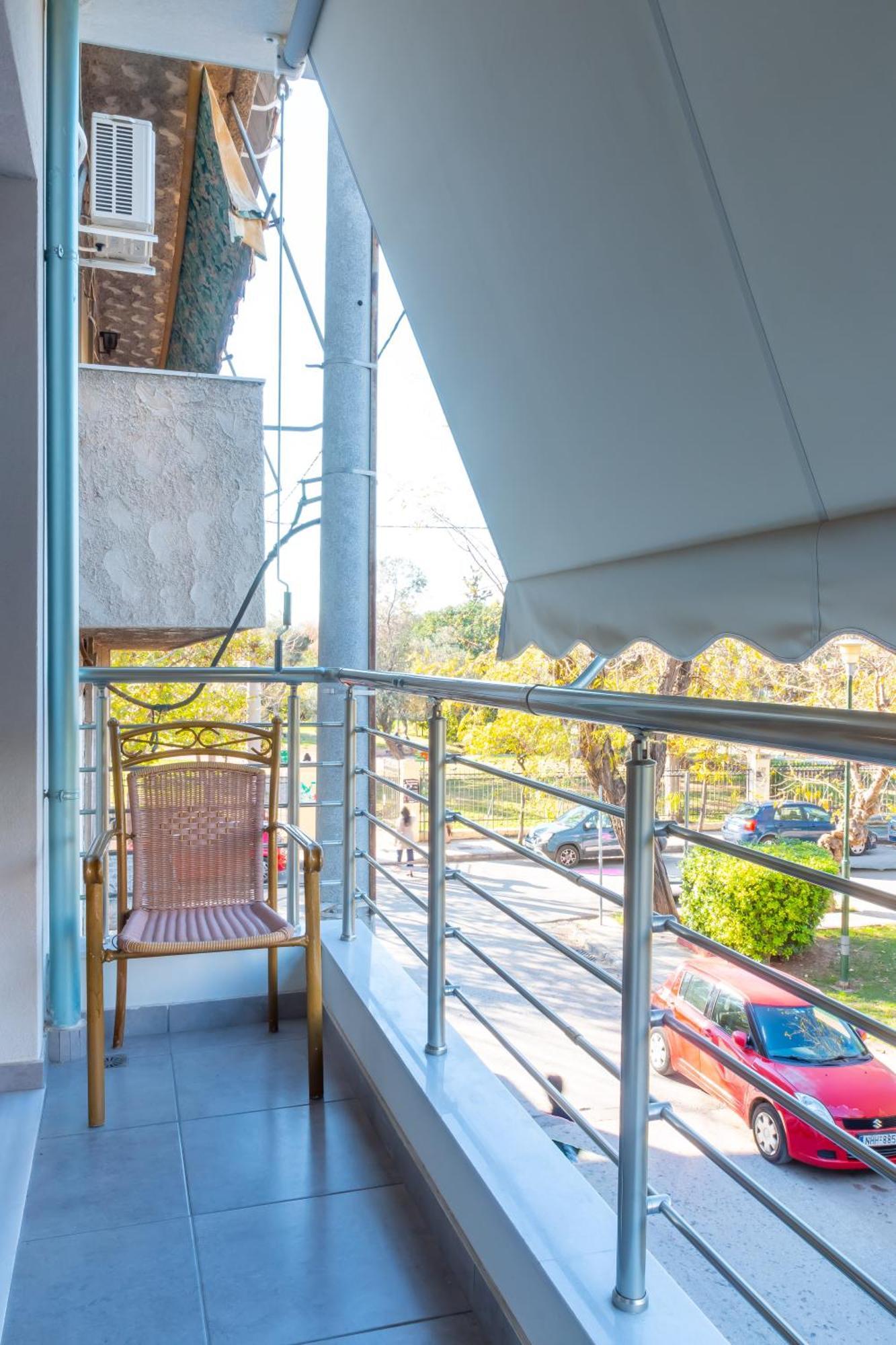 Academia Apartments By The Park Атина Екстериор снимка