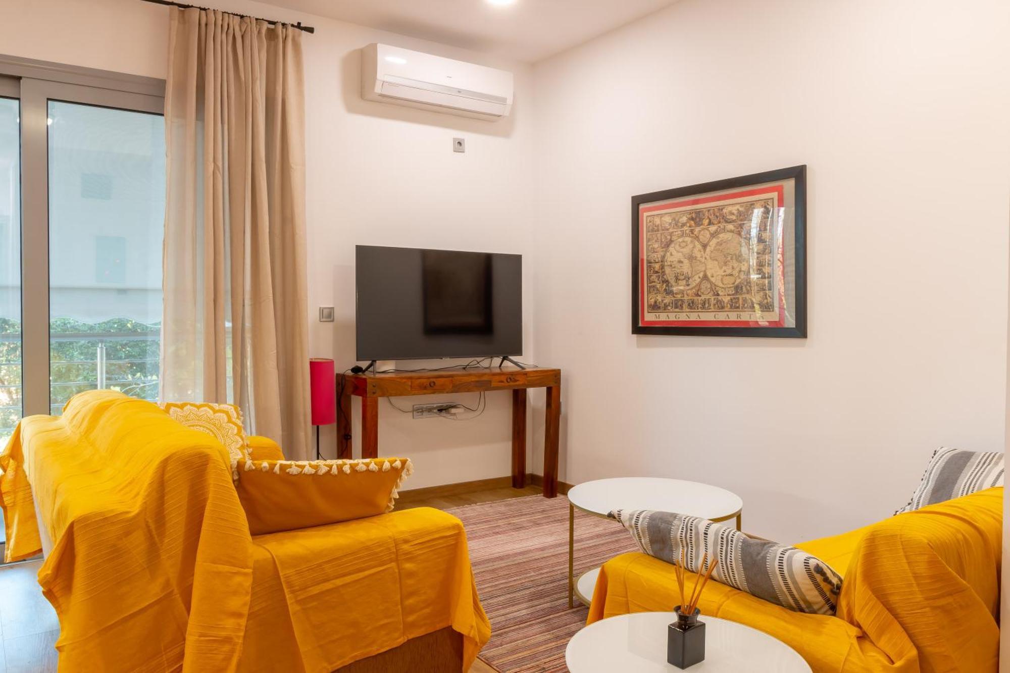 Academia Apartments By The Park Атина Екстериор снимка