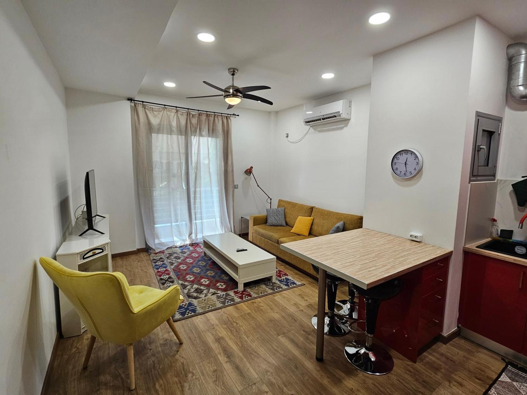 Academia Apartments By The Park Атина Екстериор снимка